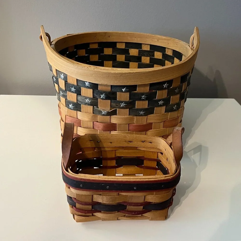 Lot of 2 Baskets